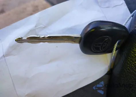 2011 Toyota Highlander Base V6 из США, поврежденный, VIN 5TDZK3EHXBS037980